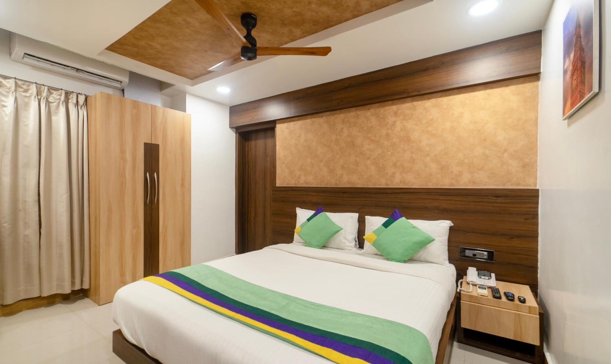 Treebo Golden Swan Pammal Hotel Ченай Екстериор снимка