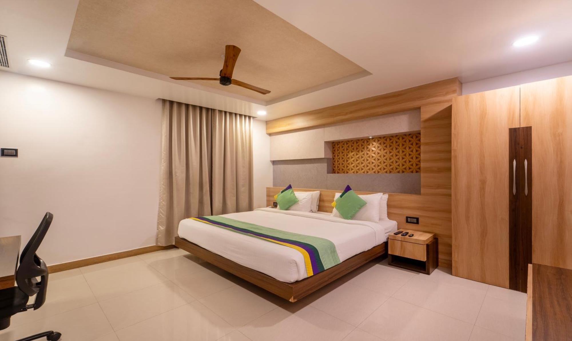 Treebo Golden Swan Pammal Hotel Ченай Екстериор снимка