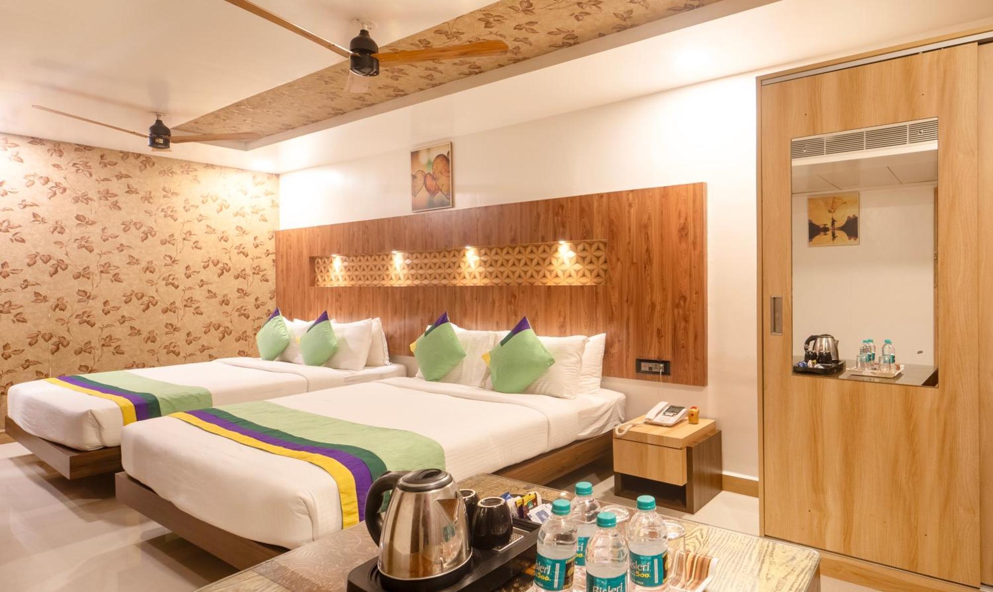 Treebo Golden Swan Pammal Hotel Ченай Екстериор снимка
