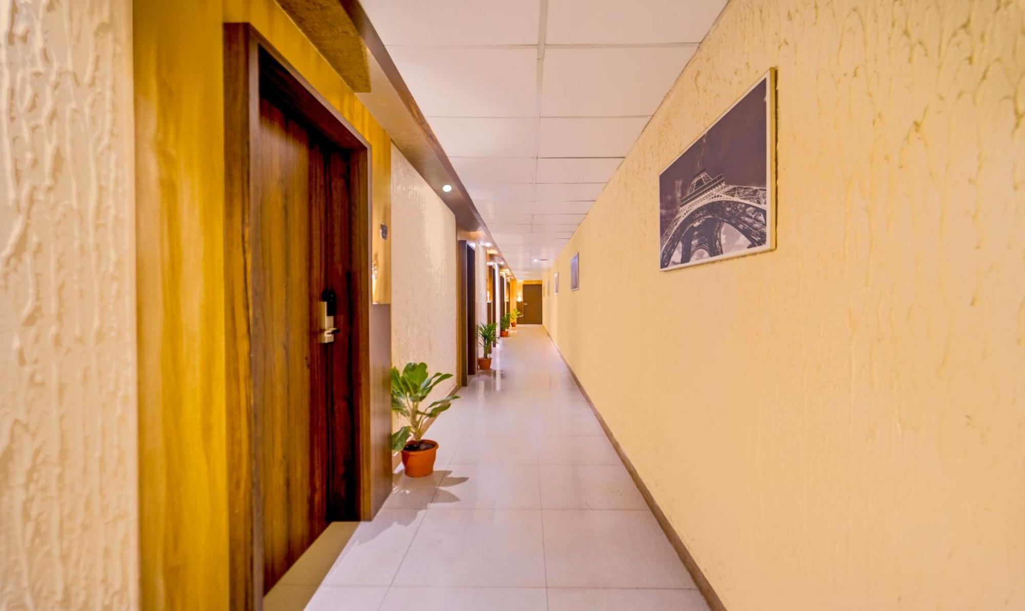 Treebo Golden Swan Pammal Hotel Ченай Екстериор снимка